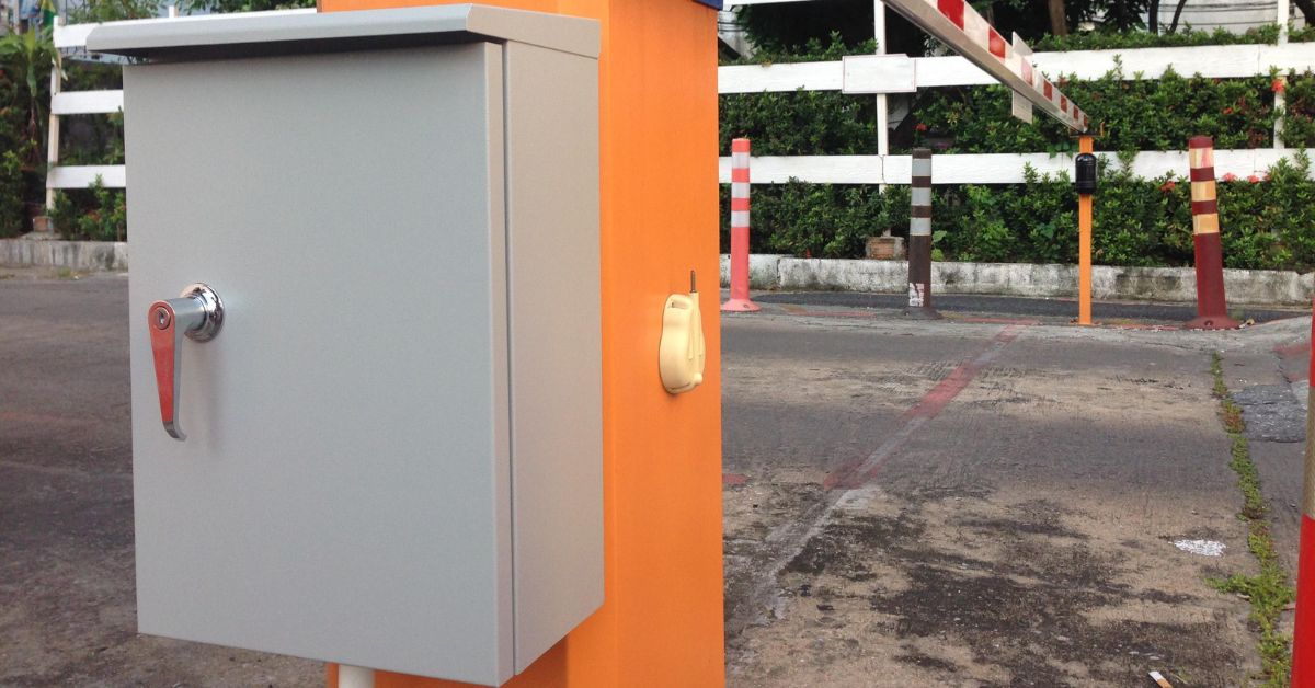 an enclosure on a parking garage gate